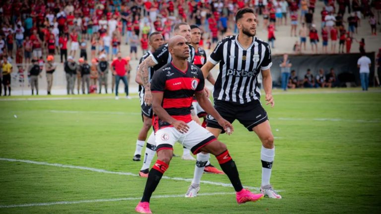 Campinense intensifica pré-temporada e terá jogo-treino antes do clássico com o Treze Campinense x Treze no Paraibano 2025.