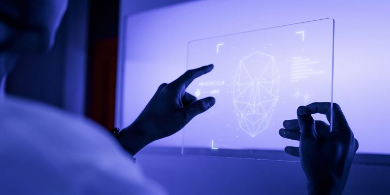 Brasil no Mundo debate disputa entre EUA e China pela liderança em IA Inteligência artificial ameaça aprendizado da escrita, alerta autor