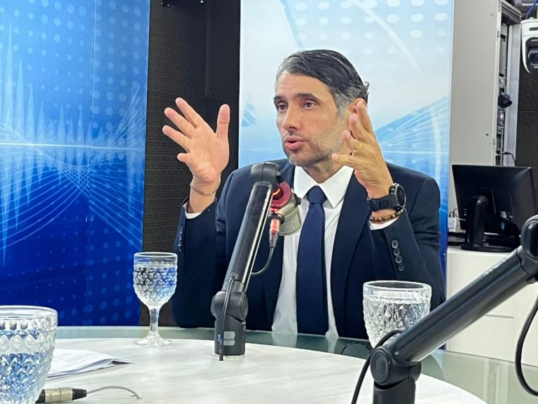 André Gadelha minimiza falta de apoio do grupo na disputa pelo Senado