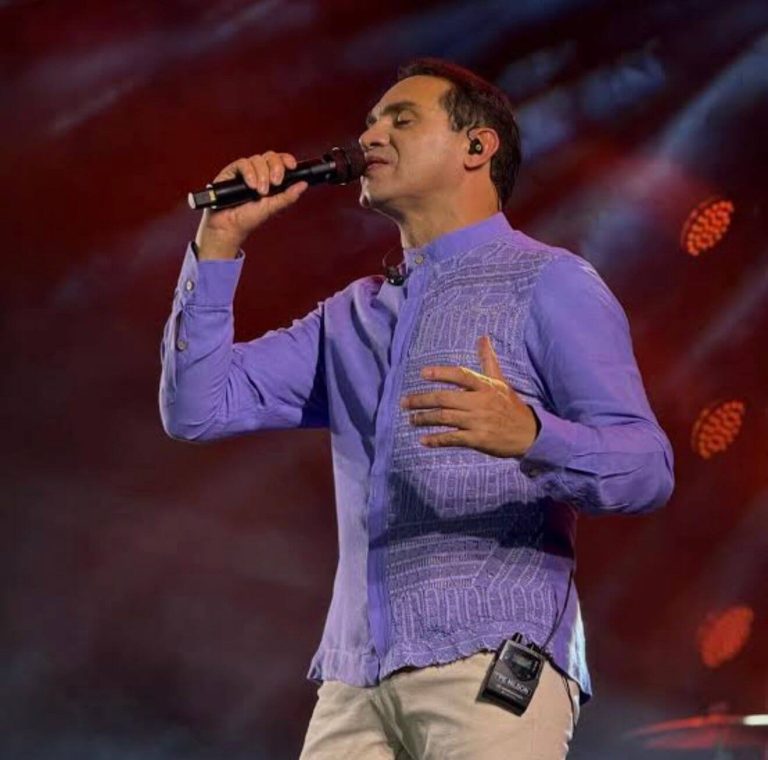 Padre Nilson Nunes retorna ao Maior São João do Mundo com o “SHOW ACENDA UMA LUZ” nesta terça-feira – São João de Campina