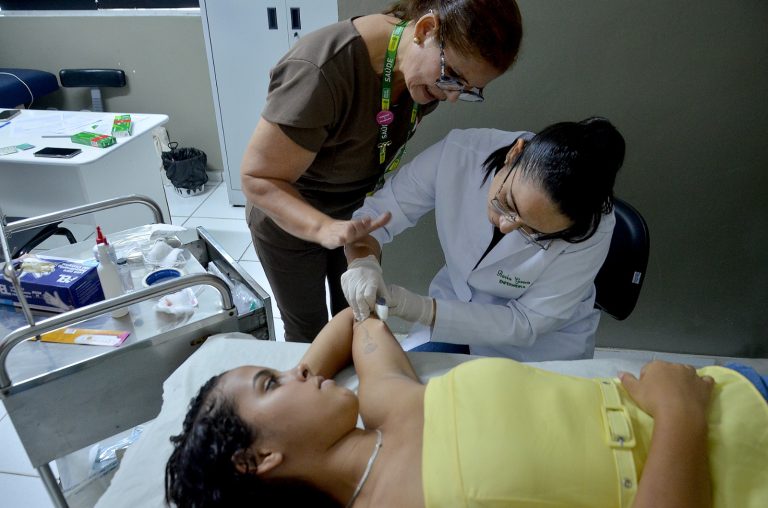Prefeitura de Campina Grande amplia oferta do implante contraceptivo subdérmico em UBSs e serviços especializados