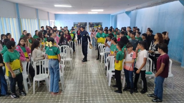 “Paz pela Paz na Escola”: Prefeitura leva projeto à Escola Municipal Roberto Simonsen