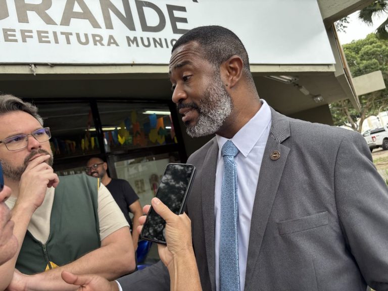 Prefeitura assina adesão ao Plano Juventude Negra Viva do Governo Federal