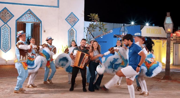 Arraial RedeCompras: mais de 30 dias de animação com muito forró e preços baixos
