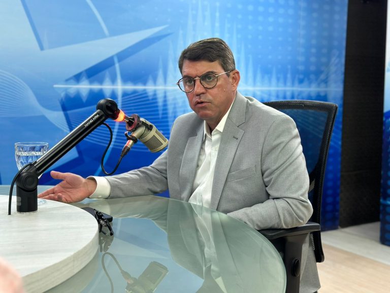 Dinho confirma novo concurso da Câmara de João Pessoa: “Já está pronto”