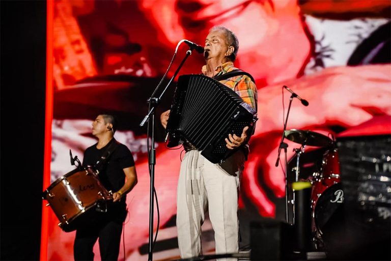 São João: cachês disparam e Flávio José ´rompe´ com a festa na Bahia