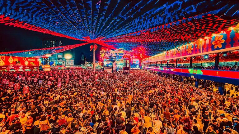 Acompanhe ao vivo: grandes atrações se apresentam ‘O Maior São João do Mundo nesta quarta