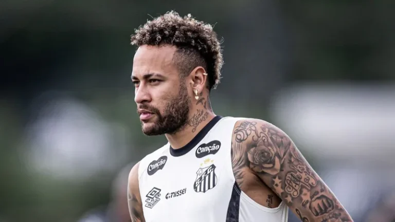 Santos anuncia decisão sobre Neymar para jogo decisivo