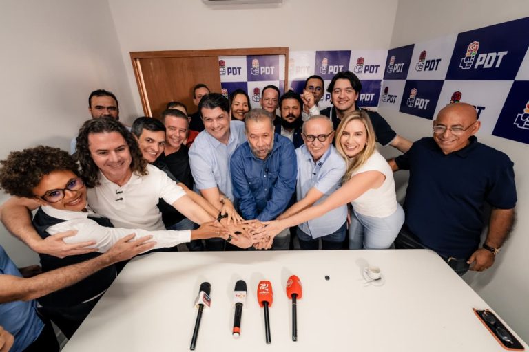 Lupi oficializa apoio do PDT a Cícero para o Governo da Paraíba