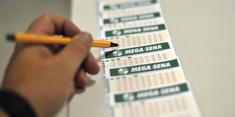 Mega-Sena sorteia prêmio de R$ 3,5 milhões nesta terça-feira Mega-Sena sorteia prêmio de - Mega-Sena sorteia prêmio de - Mega-Sena sorteia prêmio de R$ 3,5 milhões nesta terça-feira